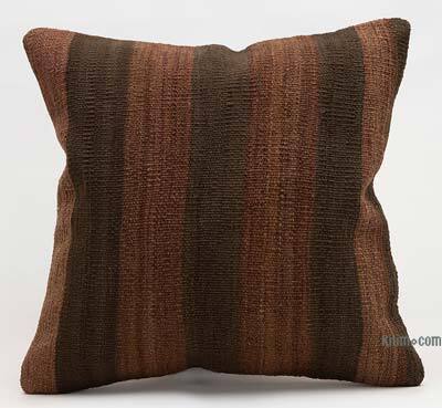 Kilim Pillow Cover - 1' 4" x 1' 4" (16" x 16")
