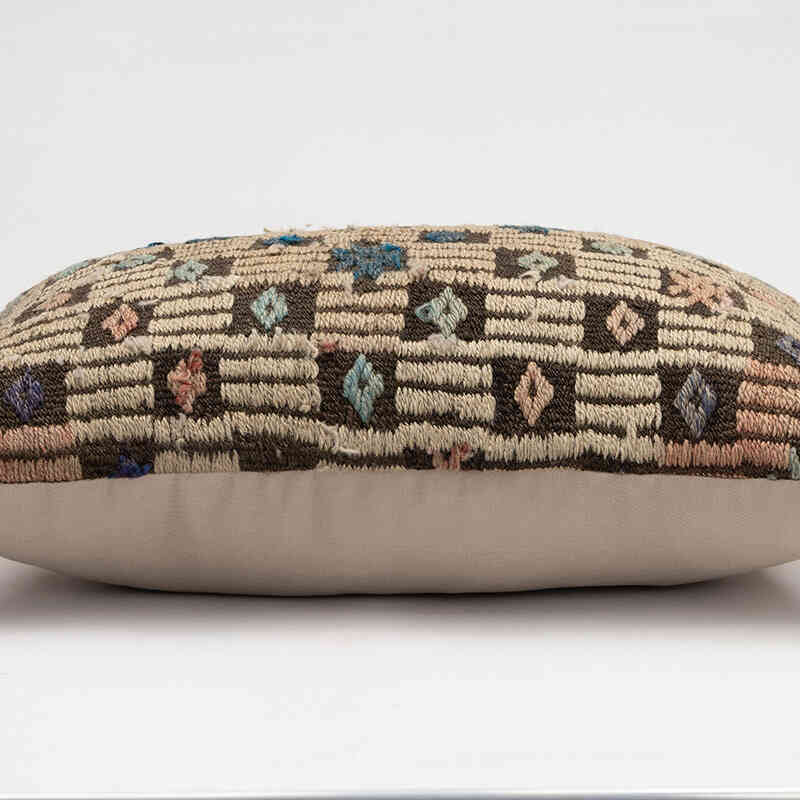 Kilim Pillow Cover - 2'  x 1' 4" (24" x 16") - K0081536