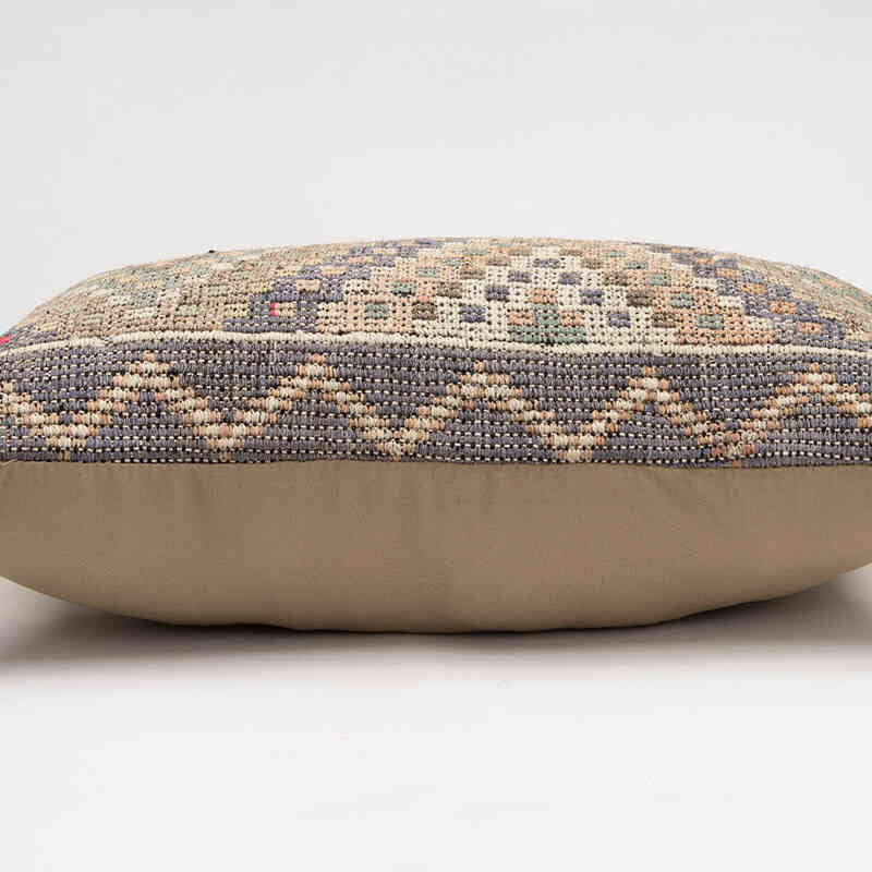 Kilim Pillow Cover - 2'  x 1' 4" (24" x 16") - K0081550