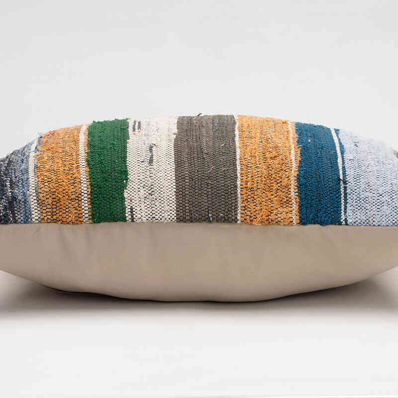 Kilim Pillow Cover - 2'  x 1' 4" (24" x 16") - K0081641