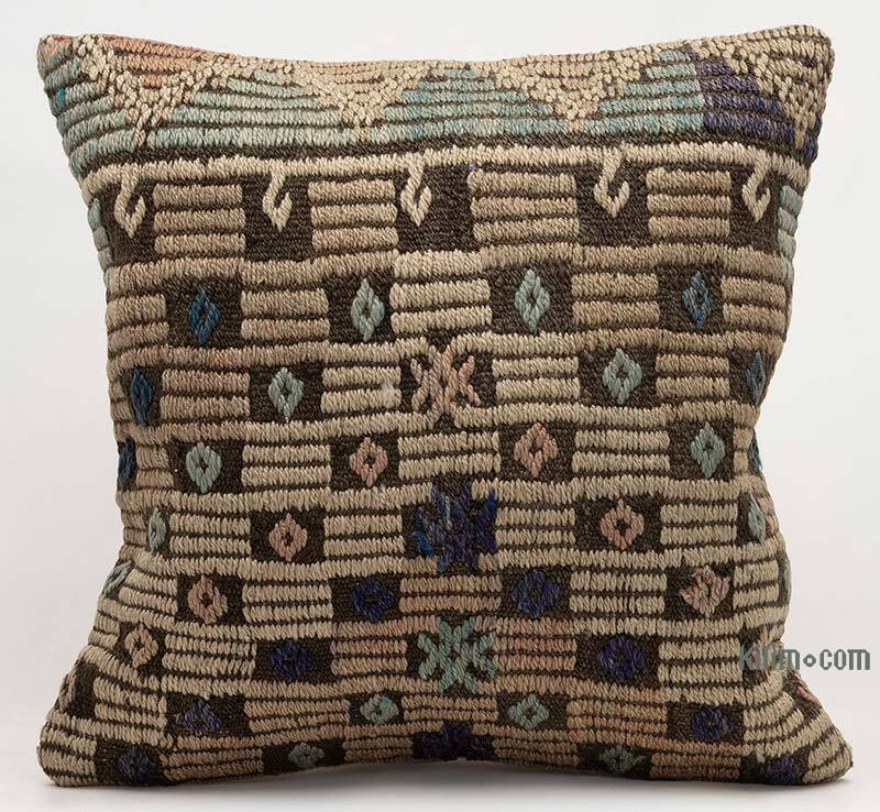 Kilim Pillow Cover - 1' 8" x 1' 8" (20" x 20") - K0081706