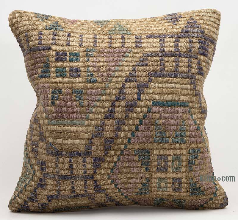 Kilim Pillow Cover - 1' 8" x 1' 8" (20" x 20") - K0081757
