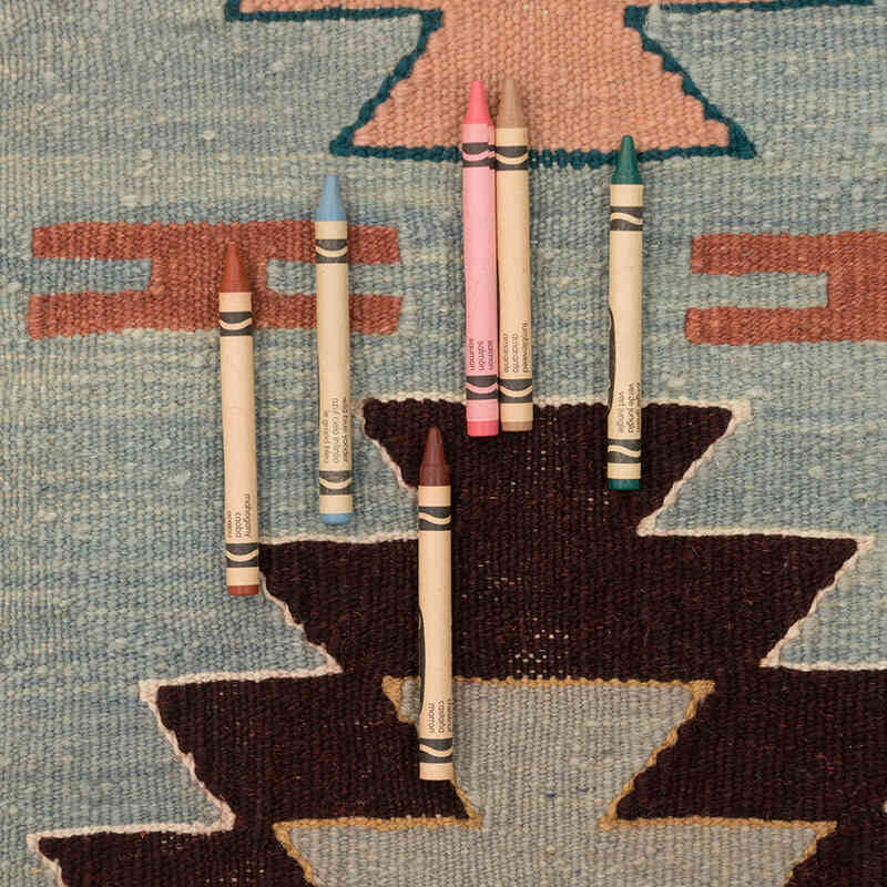 New Handwoven Turkish Kilim Rug - 2'  x 5' 7" (24" x 67") - K0081936