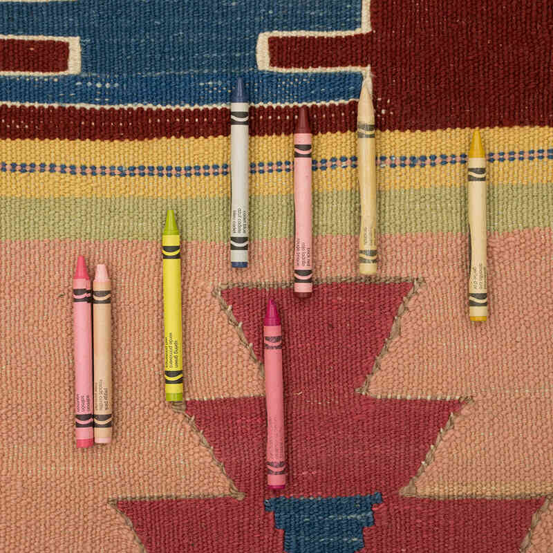 New Handwoven Turkish Kilim Rug - 3' 11" x 5' 8" (47" x 68") - K0081983