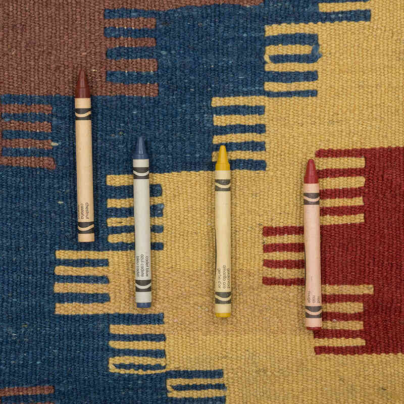New Handwoven Turkish Kilim Rug - 3' 8" x 5' 10" (44" x 70") - K0081988