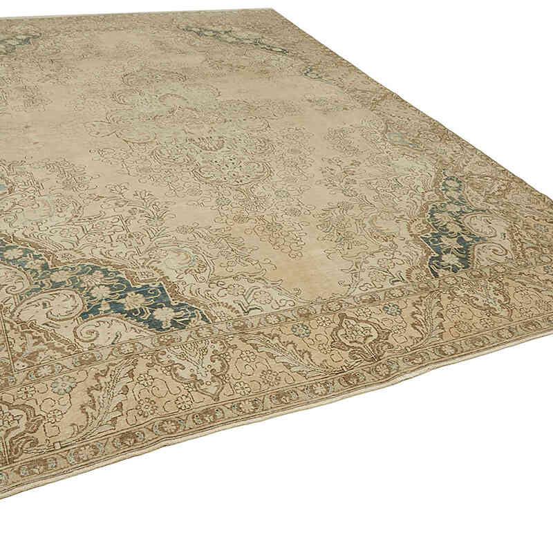 Vintage Hand-Knotted Oriental Rug - 9' 5" x 12' 10" (113" x 154") - K0082324
