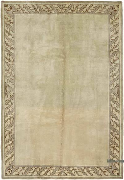 New Hand-Knotted Wool Oushak Rug