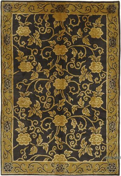New Hand-Knotted Wool Oushak Rug