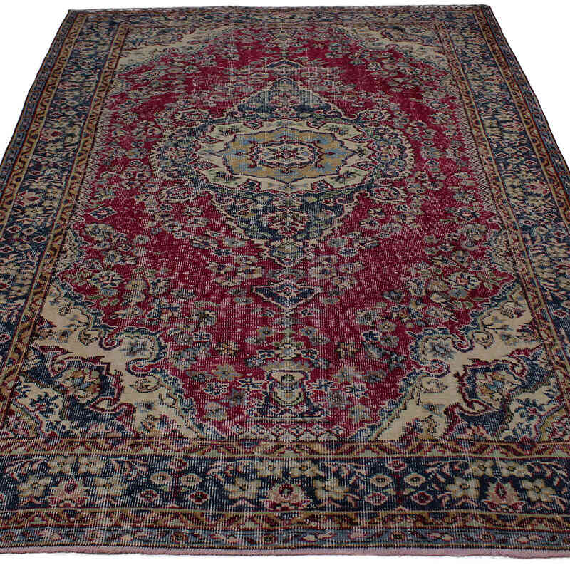 Vintage Turkish Hand-Knotted Rug - 5' 7" x 8' 10" (67" x 106") - K0083023