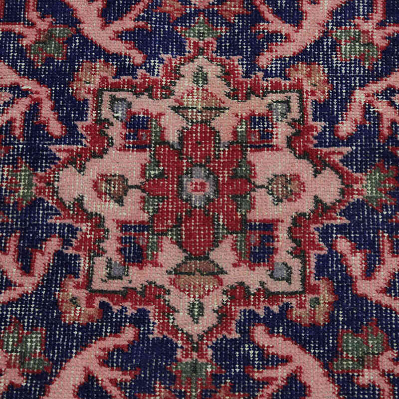 Vintage Turkish Hand-Knotted Rug - 5' 10" x 9' 5" (70" x 113") - K0083114
