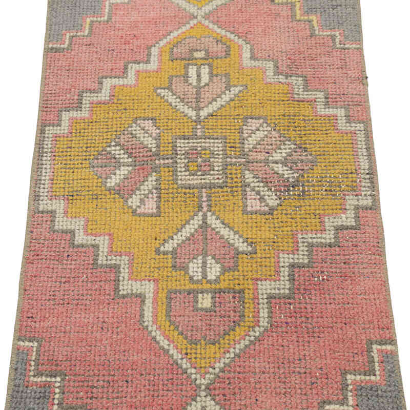 Vintage Turkish Hand-Knotted Rug - 1' 5" x 3' 5" (17" x 41") - K0083225