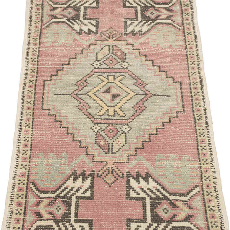 Vintage Turkish Hand-Knotted Rug - 1' 8" x 3' 5" (20" x 41") - K0083249