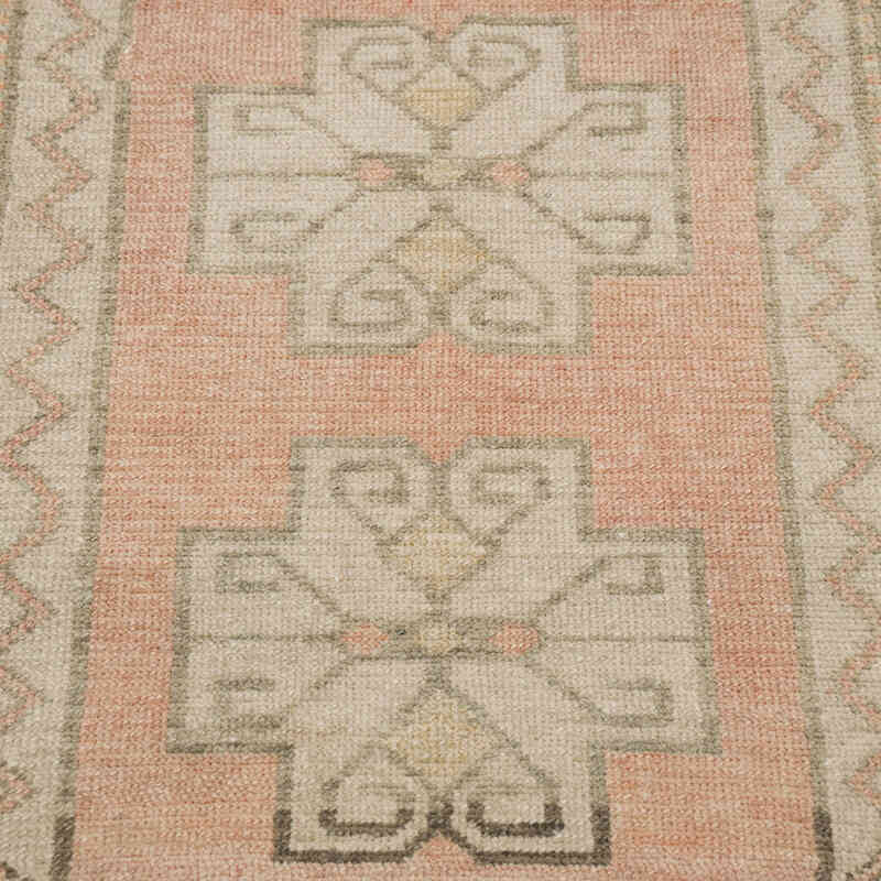 Vintage Turkish Hand-Knotted Rug - 1' 7" x 2' 4" (19" x 28") - K0083376