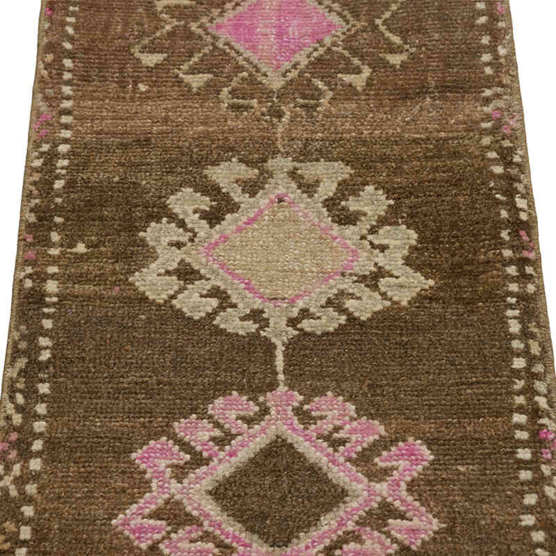 Vintage Turkish Hand-Knotted Rug - 1' 5" x 2' 9" (17" x 33") - K0083441