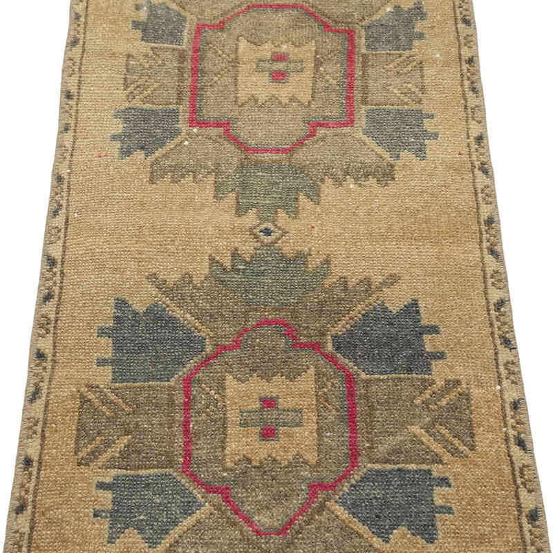 Vintage Turkish Hand-Knotted Rug - 1' 5" x 3' 1" (17" x 37") - K0083444