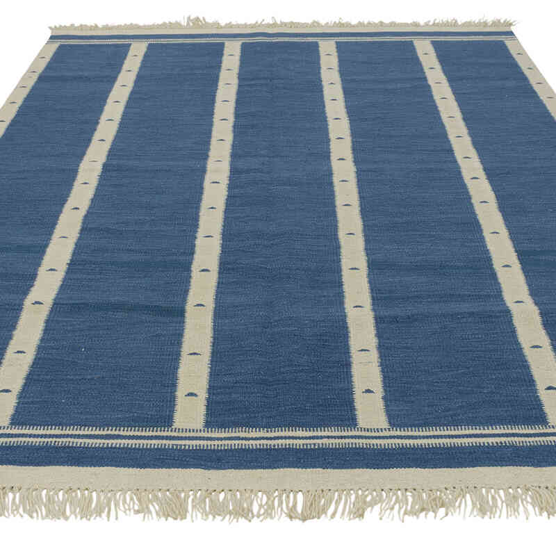 New Handwoven Turkish Kilim Rug - 5' 8" x 8' 1" (68" x 97") - K0083519