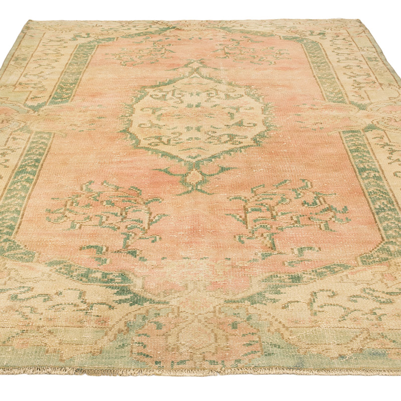 Vintage Turkish Hand-Knotted Rug - 5' 7" x 8' 3" (67" x 99") - K0083570