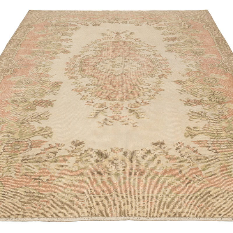 Vintage Turkish Hand-Knotted Rug - 5' 7" x 9' 3" (67" x 111") - K0083573