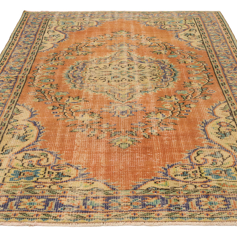 Vintage Turkish Hand-Knotted Rug - 5' 2" x 7' 4" (62" x 88") - K0083595