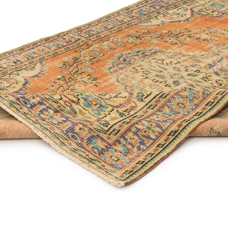 Vintage Turkish Hand-Knotted Rug - 5' 2" x 7' 4" (62" x 88") - K0083595