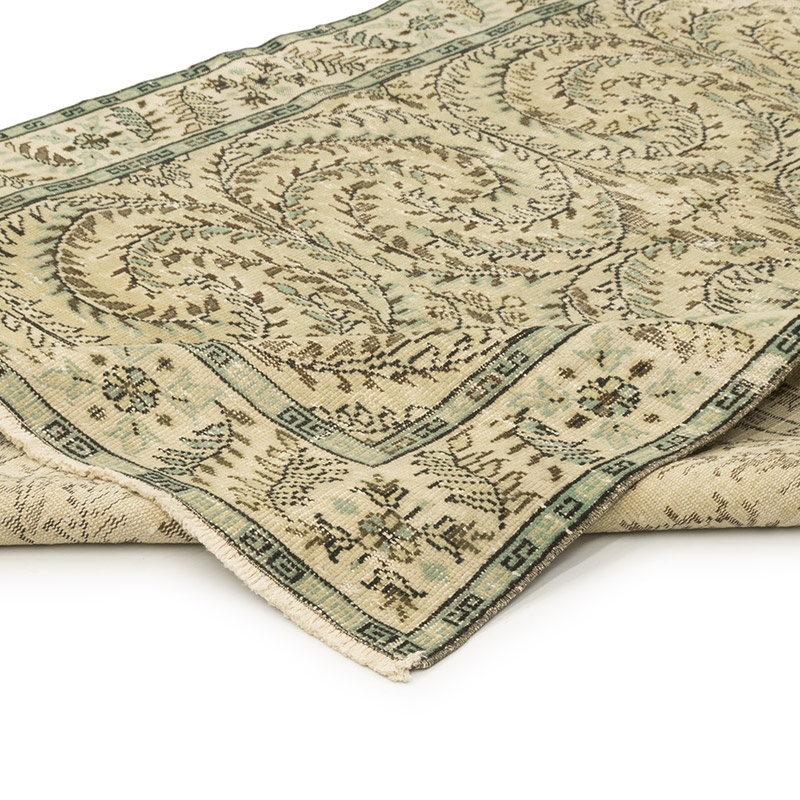 Vintage Turkish Hand-Knotted Rug - 5' 8" x 8' 11" (68" x 107") - K0083653