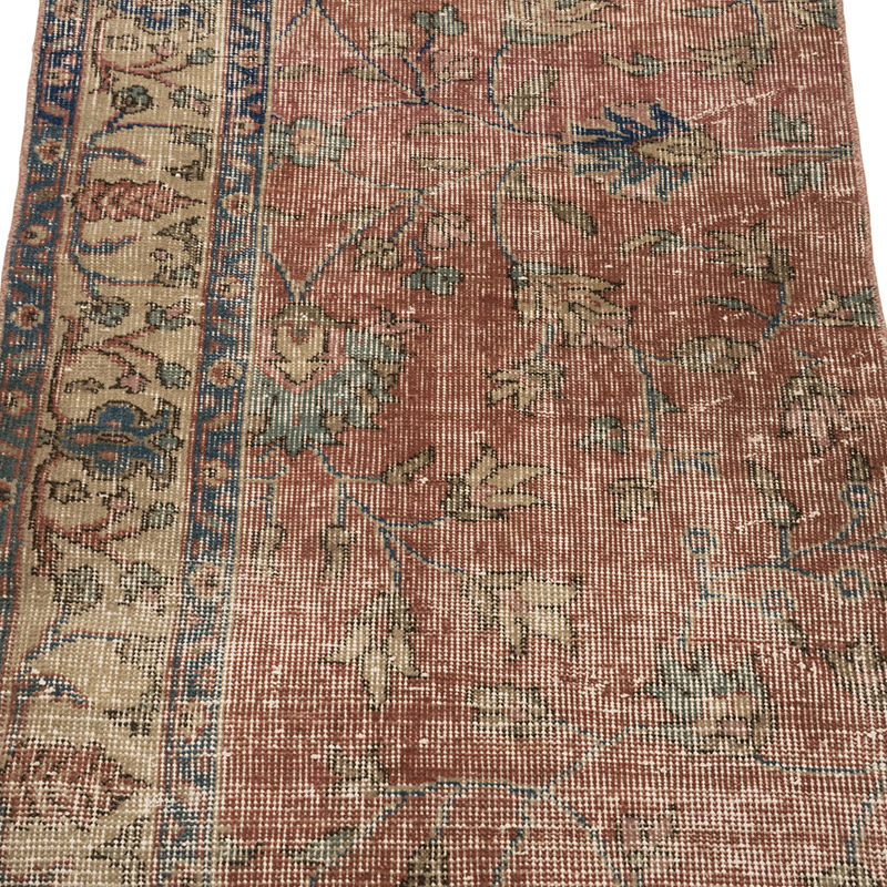 Vintage Turkish Hand-Knotted Rug - 2' 5" x 4' 9" (29" x 57") - K0083798