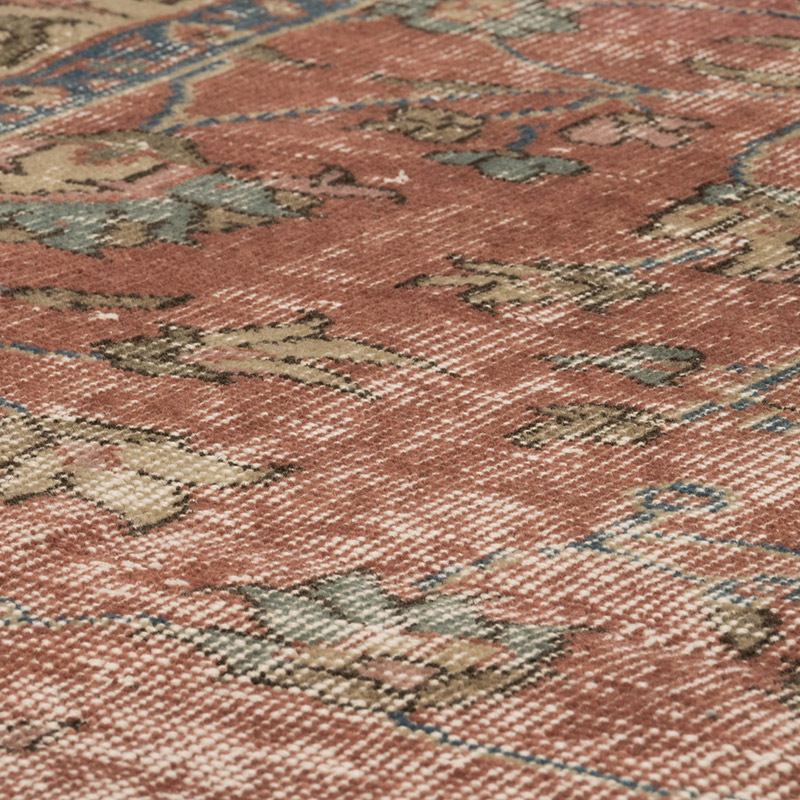 Vintage Turkish Hand-Knotted Rug - 2' 5" x 4' 9" (29" x 57") - K0083798