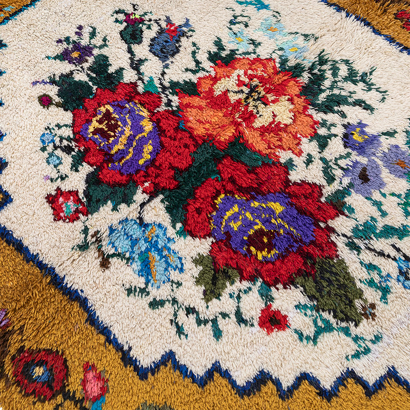 Vintage Anatolian Tulu Rug - 5' 4" x 6' 9" (64" x 81") - K0083821