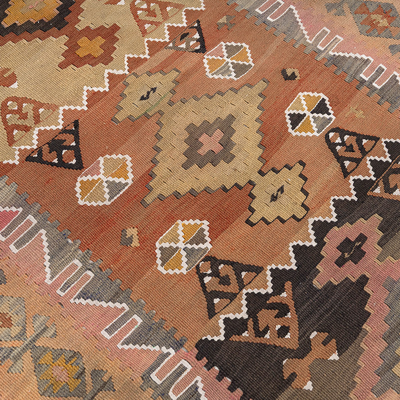 Vintage Sivas Kilim Rug - 3' 10" x 5' 9" (46" x 69") - K0083872