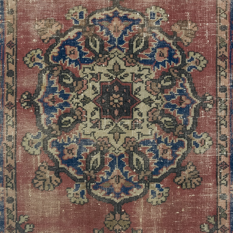 Vintage Turkish Hand-Knotted Rug - 3' 2" x 6' 6" (38" x 78") - K0084185