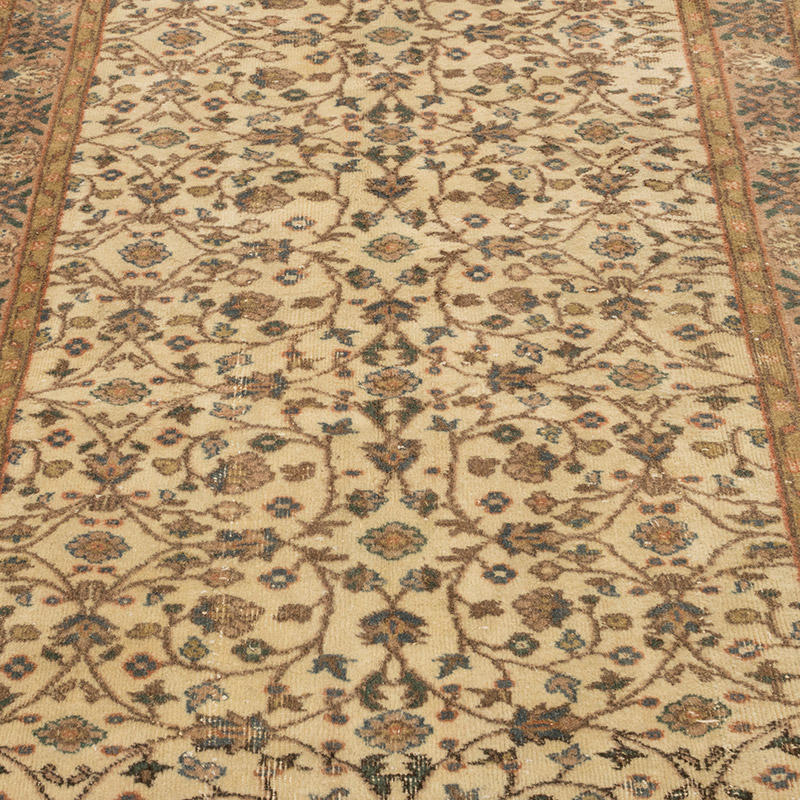 Vintage Turkish Hand-Knotted Rug - 4' 8" x 7' 10" (56" x 94") - K0084193