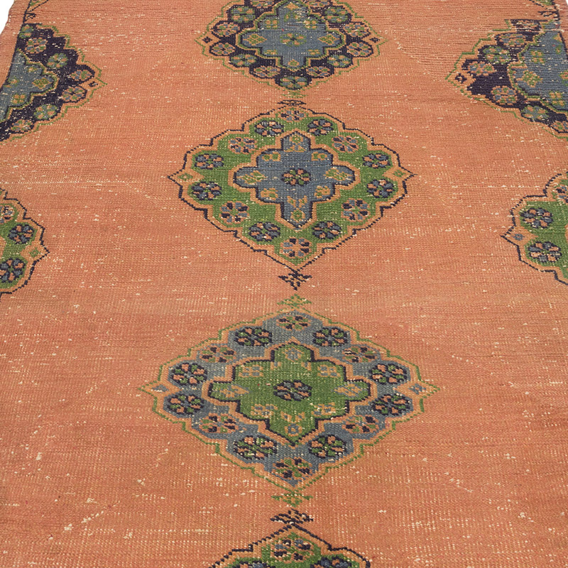 Vintage Turkish Hand-Knotted Rug - 4' 7" x 7' 7" (55" x 91") - K0084215