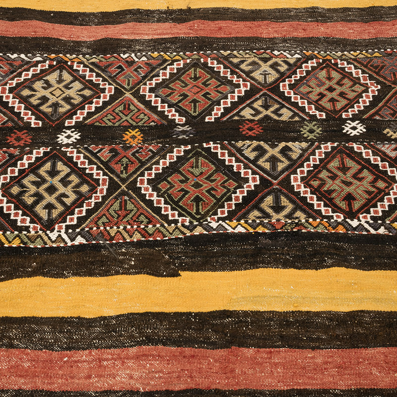 Vintage Malatya Kilimi - 129 cm x 126 cm - K0084227