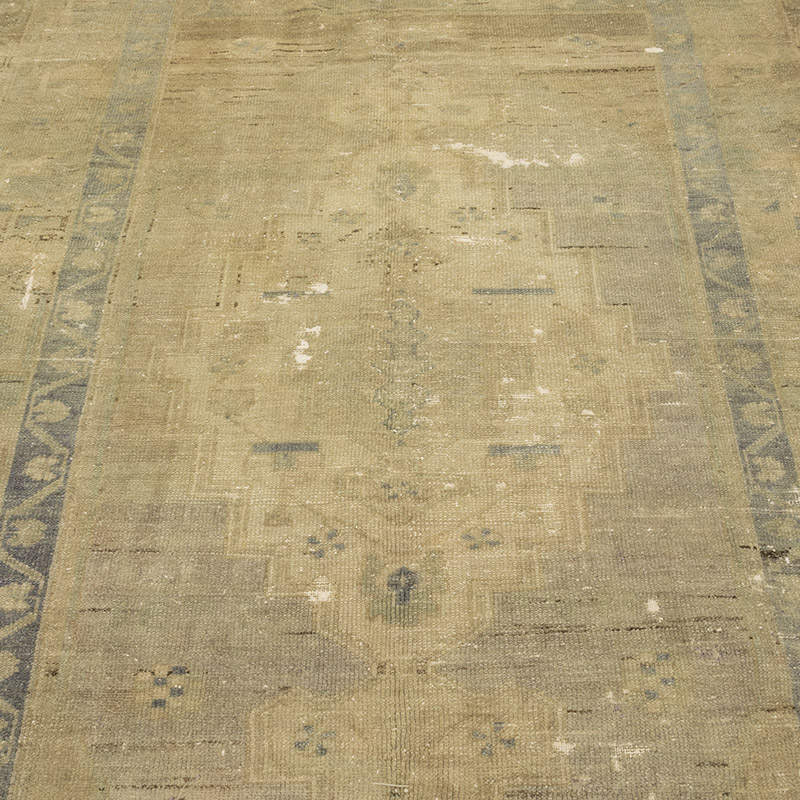 Vintage Turkish Hand-Knotted Rug - 5' 2" x 7' 11" (62" x 95") - K0084268