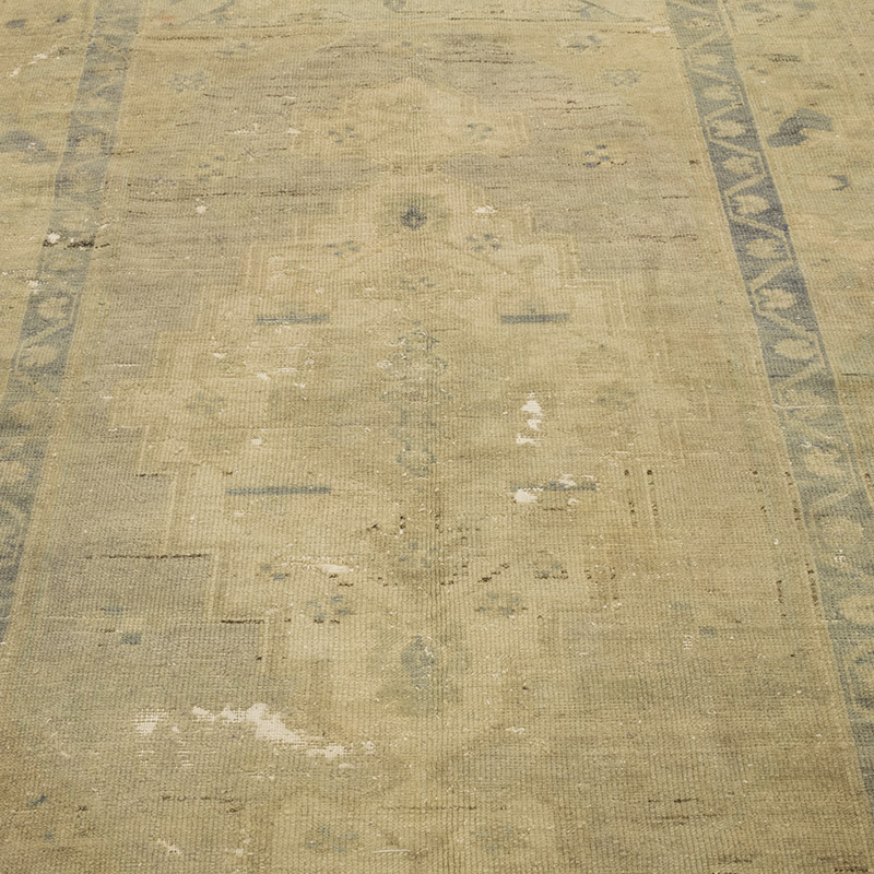 Vintage Turkish Hand-Knotted Rug - 5' 2" x 7' 11" (62" x 95") - K0084268