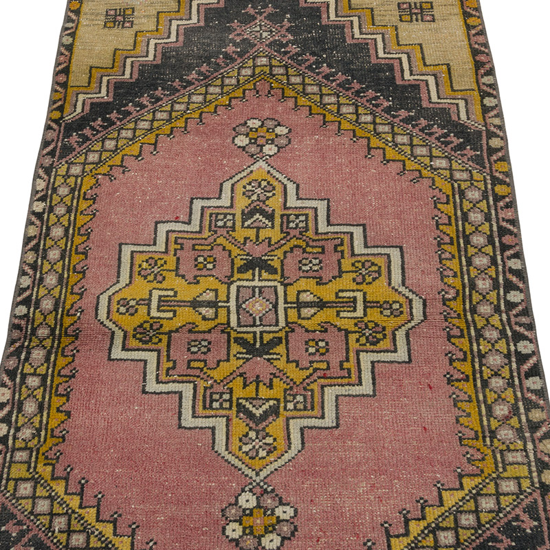 Vintage Turkish Hand-Knotted Rug - 2' 6" x 5' 7" (30" x 67") - K0084299