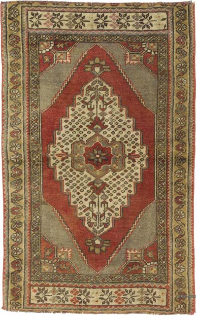 Vintage Turkish Hand-Knotted Rug - 2' 10" x 4' 6" (34" x 54")