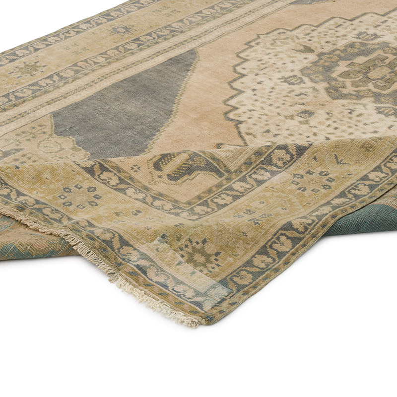 Vintage Turkish Hand-Knotted Rug - 5' 1" x 9'  (61" x 108") - K0084312