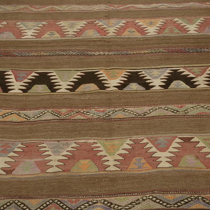 Vintage Kars Kilim Rug - 5' 2" x 7' 1" (62" x 85") - K0084409