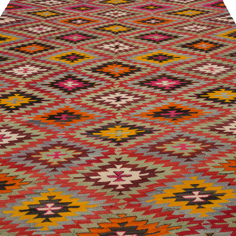 Vintage Denizli Kilim Rug - 5' 11" x 10' 8" (71" x 128") - K0085229