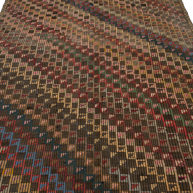 Vintage Anatolian Jijim Rug - 5' 3" x 8' 10" (63" x 106") - K0085372