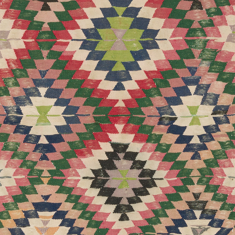 Vintage Turkish Kilim Rug - 4' 1" x 7' 10" (49" x 94") - K0085528