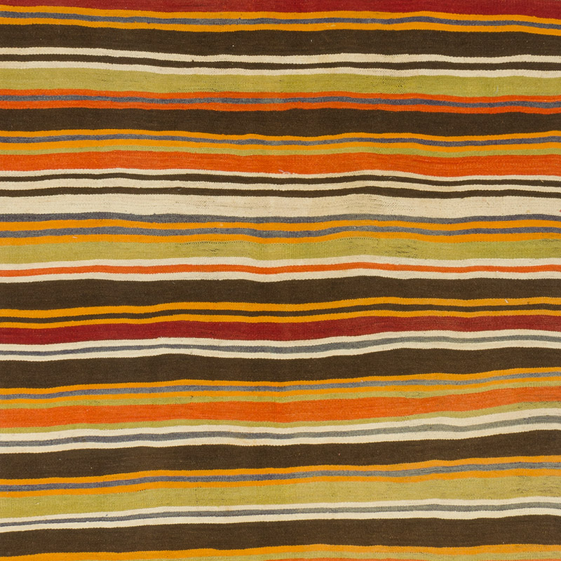 Vintage Turkish Kilim Rug - 5' 4" x 12' 5" (64" x 149") - K0085529