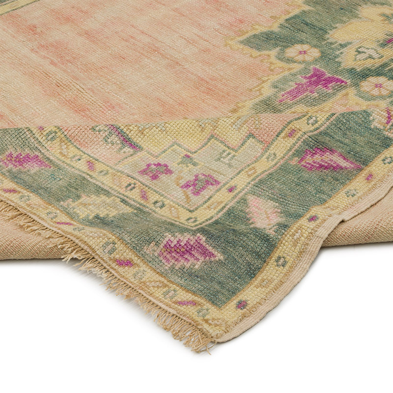 Vintage Turkish Hand-Knotted Rug - 5' 11" x 9' 1" (71" x 109") - K0085569