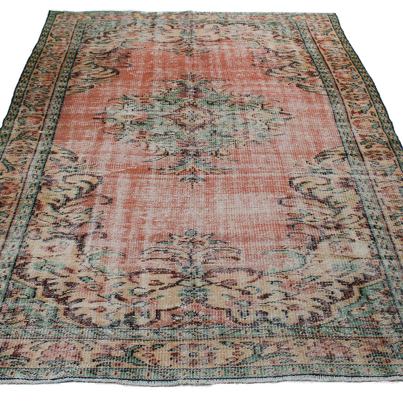 Vintage Turkish Hand-Knotted Rug - 5' 1" x 8' 4" (61" x 100") - K0085635