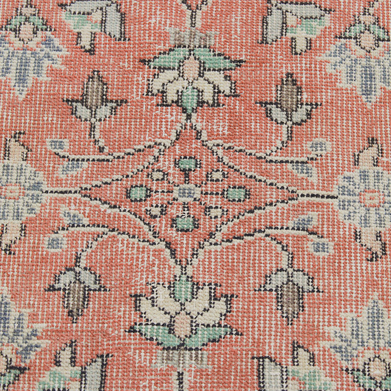 Vintage Turkish Hand-Knotted Rug - 5' 5" x 9' 5" (65" x 113") - K0085657