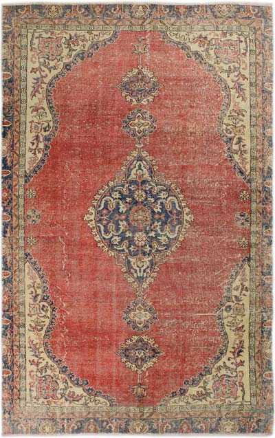 Vintage Turkish Hand-Knotted Rug - 5' 10" x 9' 4" (70" x 112")