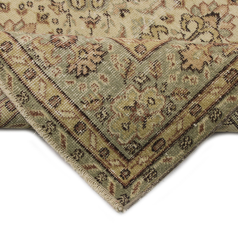 Vintage Turkish Hand-Knotted Rug - 6' 11" x 10' 8" (83" x 128") - K0085661