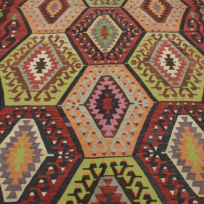 Vintage Manisa Kilim Rug - 6' 2" x 9' 7" (74" x 115") - K0085707