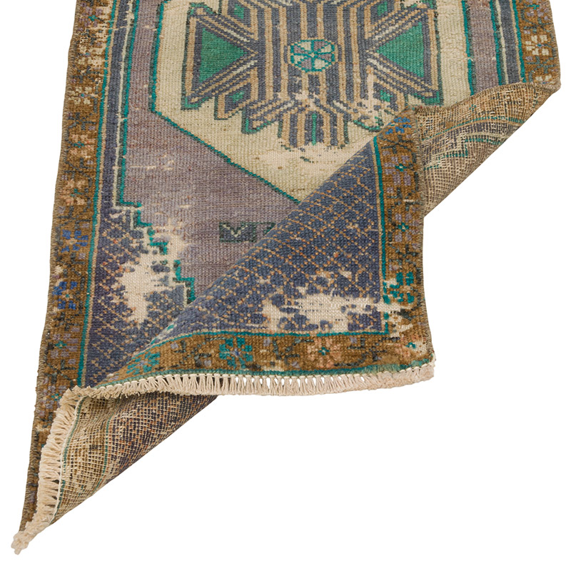 Vintage Turkish Hand-Knotted Rug - 1' 7" x 3' 5" (19" x 41") - K0085726